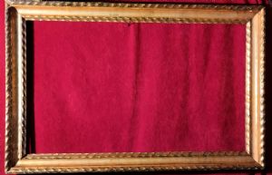 Cornice ligure in legno intagliati ad onde e dorato in oro mecca I°XIX° sec. luce cm. 30x51 est.39x59 